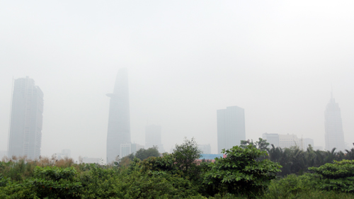 Sài Gòn mù mịt sương 